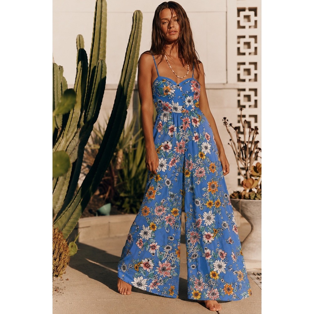 B.O.G Collective Blue Floral Wide‎ Leg Jumpsuit XS Sweetheart Neck Smocked Back